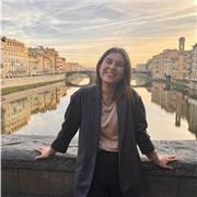 Offro lezioni private a bimbi delle elementari e medie in materie umanistiche